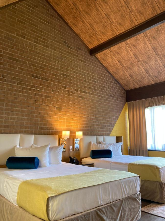 The Lodge Luxury Resort At Lake Harmony Esterno foto